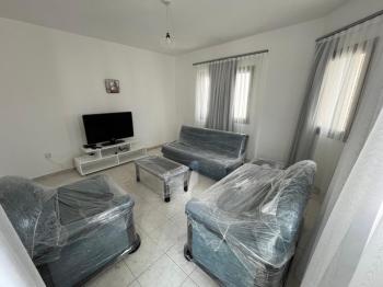 KÖŞKLÜÇİFTLİK'DE CADDE ÜZERİNDE FUL EŞYALI 3+1 KİRALIK DAİRE 