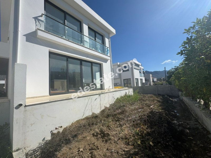 Girne Boğaz Bölgesinde SATILIK  3+1 DUBLEKS VİLLA %50 Peşinat Kalan 12 Ay TAKSİT