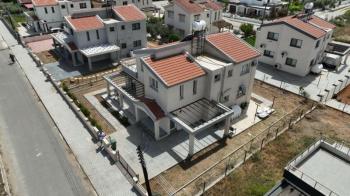 MAĞUSA YENİBOĞAZİÇİ BÖLGESİNDE SATILIK 4+1 VİLLA