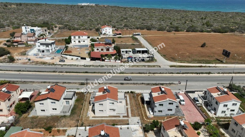 MAĞUSA YENİBOĞAZİÇİ BÖLGESİNDE SATILIK 4+1 VİLLA