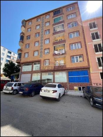 GÜVENAY - ÇORUM OSMANCIK CADDESİ ÜZERİ SATILIK 3+1 DAİRE 