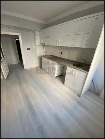 GÜVENAY - ÇORUM OSMANCIK CADDESİ ÜZERİ SATILIK 3+1 DAİRE 