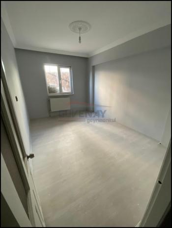 GÜVENAY - ÇORUM OSMANCIK CADDESİ ÜZERİ SATILIK 3+1 DAİRE 