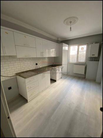 GÜVENAY - ÇORUM OSMANCIK CADDESİ ÜZERİ SATILIK 3+1 DAİRE 