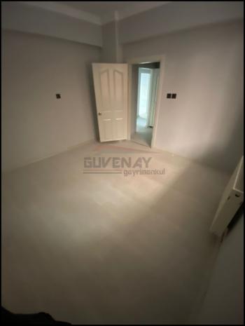 GÜVENAY - ÇORUM OSMANCIK CADDESİ ÜZERİ SATILIK 3+1 DAİRE 