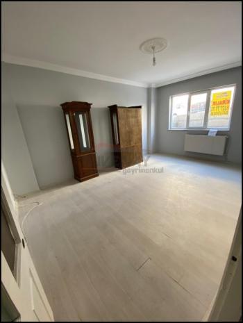 GÜVENAY - ÇORUM OSMANCIK CADDESİ ÜZERİ SATILIK 3+1 DAİRE 