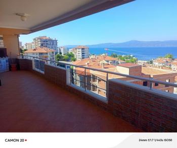 MUDANYA ÖMERBEY'DE PANORAMİK DENİZ MANZARALI 3+1 SATILIK 170 M2 DAİRE