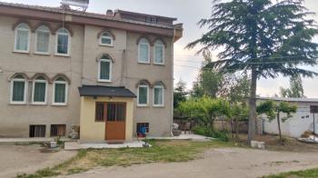 AFYON ÜÇOK EMLAKTAN MAREŞAL F ÇAKMAK MAH SATILIK 7320M² BESİHANELİ 2 KATLI EV 