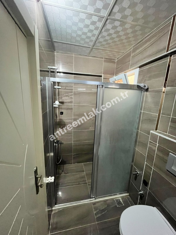 Antre Emlak'tan Kiralık Bozyaka Hastane Yanı Bahar Mahallesinde Narlık Durağında 3+1,Otoparklı Bakımlı Daire