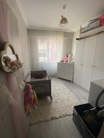 GÜVENAY - ÇORUM İMAM HATİP CAMİİ ARKASINDA ARA KAT 3+1 DAİRE