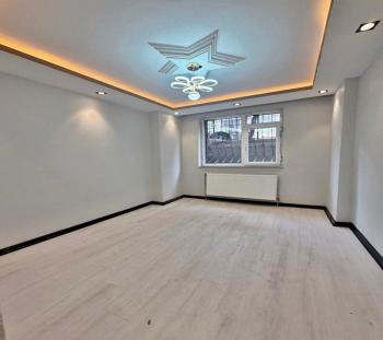 BAHÇEŞEHİR 2.KISIM 3+1 BALKONLU YENİ KREDİYE UYGUN SATILIK DAİRE