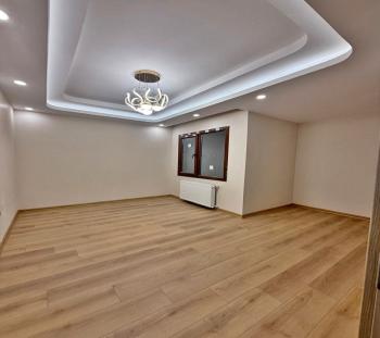 BAHÇEŞEHİR BÖLGE YENİ MİMARİ 2+1 GENİŞ m2 EN UYGUN BAHÇE KATI
