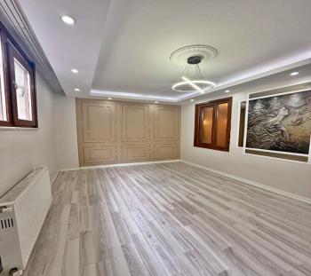 GENİŞ m2 MERKEZİ KONUM ŞIK TASARIM 2+1 BAHÇE KATI SATILIK DAİRE