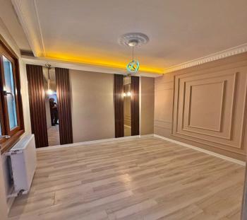 GENİŞ m2 MERKEZİ KONUM ŞIK TASARIM 2+1 BAHÇE KATI SATILIK DAİRE