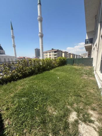 SİTE İÇERİSİNDE GENİŞ MÜSTAKİL BAHÇELİ 2+1 MODERN TASARIMLI SATILIK DAİRE