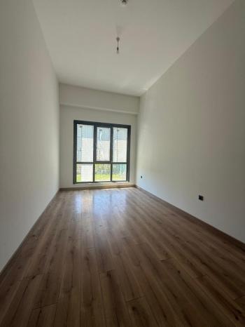 SİTE İÇERİSİNDE GENİŞ MÜSTAKİL BAHÇELİ 2+1 MODERN TASARIMLI SATILIK DAİRE