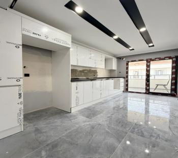 BAHÇEŞEHİR HEMEN TAPU KREDİYE UYGUN 3+1 BAHÇEŞEHİR KONUM SIFIR İNŞAAT DAİRE
