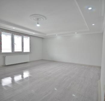 BAHÇEŞEHİR BÖLGESİ EMİNEVİM FUZULEV KATILIMEV SİNPAŞ KATILIM FİNANSMANLARINA UYGUN 2+1 SATILIK FIRSAT DAİRE