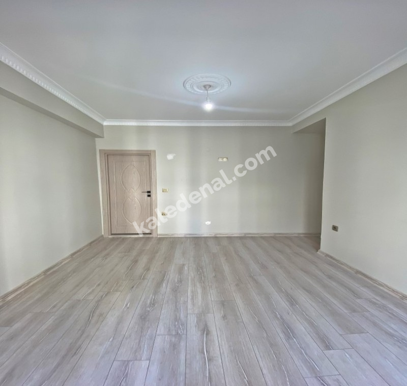 BAHÇEŞEHİR 2.KISIM 2+1 BALKONLU YENİ KREDİYE UYGUN SATILIK DAİRE