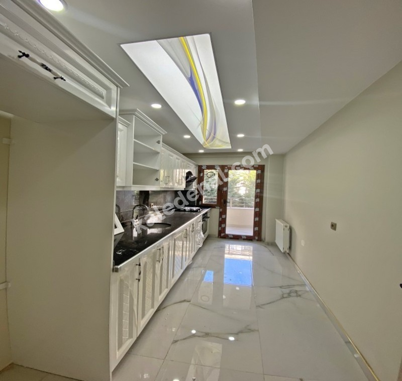 BAHÇEŞEHİR 2.KISIM 2+1 BALKONLU YENİ KREDİYE UYGUN SATILIK DAİRE