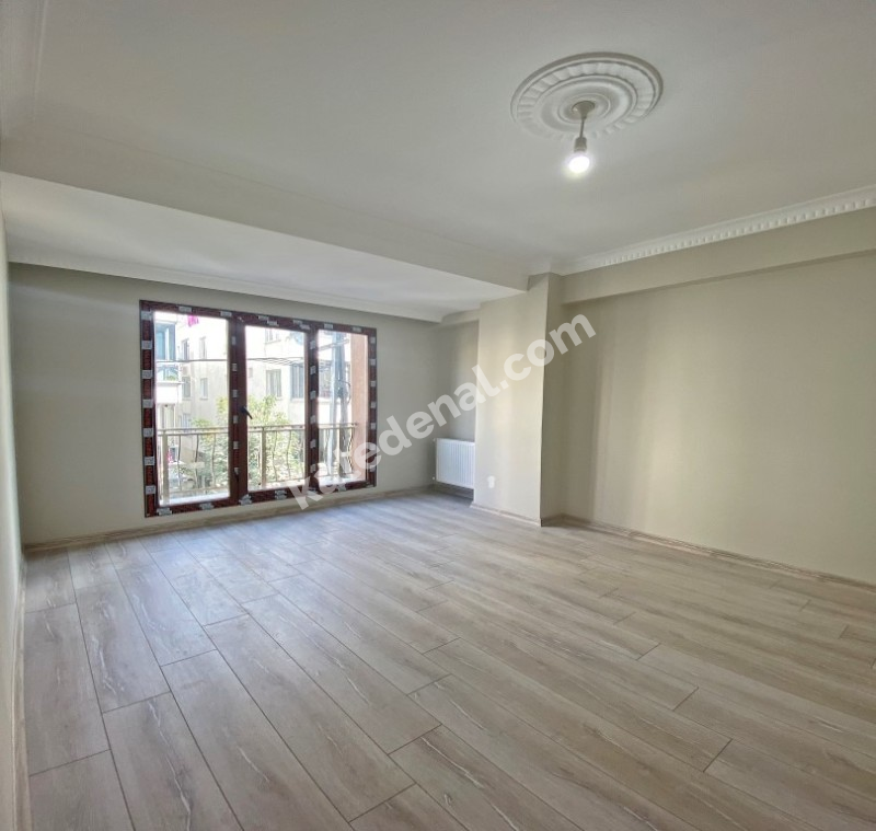 BAHÇEŞEHİR 2.KISIM 2+1 BALKONLU YENİ KREDİYE UYGUN SATILIK DAİRE