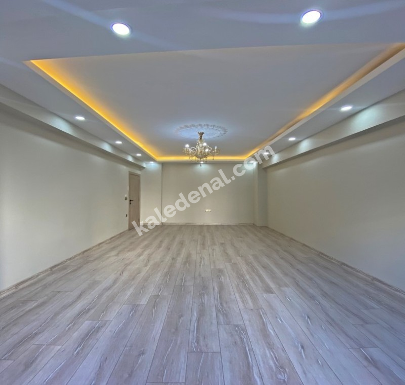 BAHÇEŞEHİR 2.KISIM 2+1 BALKONLU YENİ KREDİYE UYGUN SATILIK DAİRE