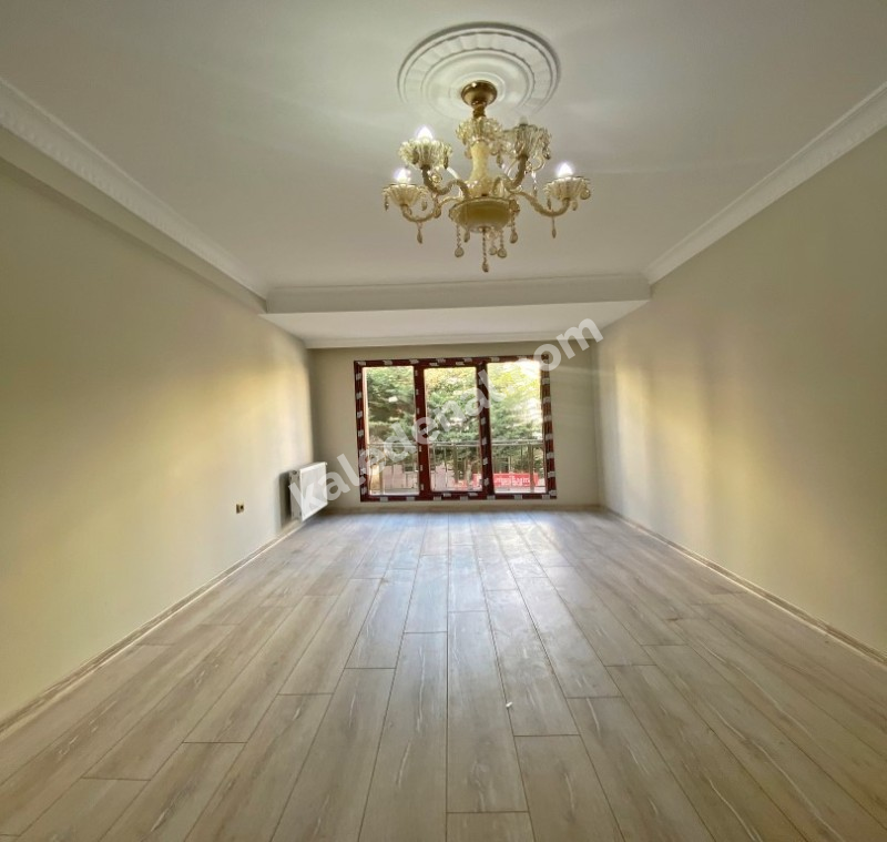 BAHÇEŞEHİR 2.KISIM 2+1 BALKONLU YENİ KREDİYE UYGUN SATILIK DAİRE
