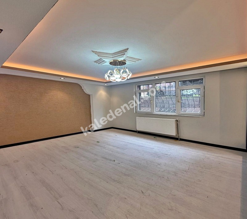 BAHÇEŞEHİR 2.KISIM 3+1 BALKONLU YENİ KREDİYE UYGUN SATILIK DAİRE