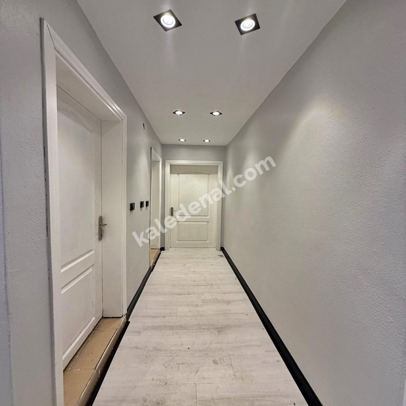 BAHÇEŞEHİR 2.KISIM 3+1 BALKONLU YENİ KREDİYE UYGUN SATILIK DAİRE