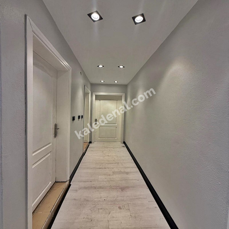 BAHÇEŞEHİR 2.KISIM 3+1 BALKONLU YENİ KREDİYE UYGUN SATILIK DAİRE