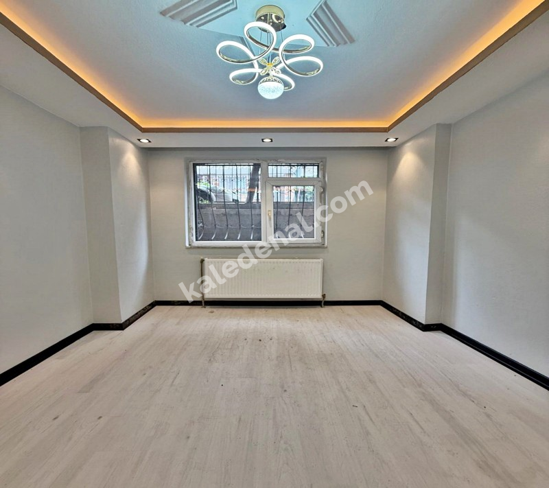 BAHÇEŞEHİR 2.KISIM 3+1 BALKONLU YENİ KREDİYE UYGUN SATILIK DAİRE