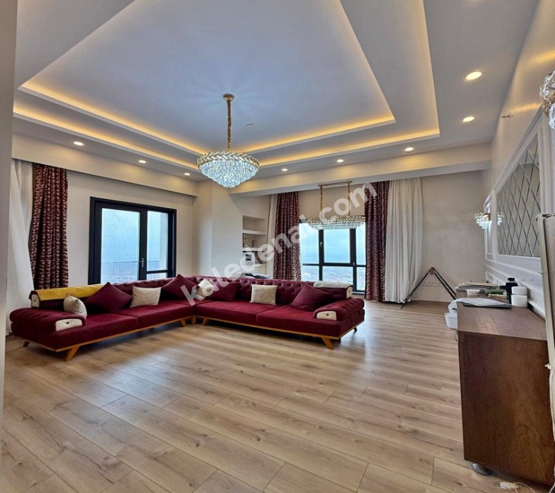 GÖL & DENİZ MANZARALI LOFT TASARIM 2+1 BALKONLU LÜX SATILIK DAİRE