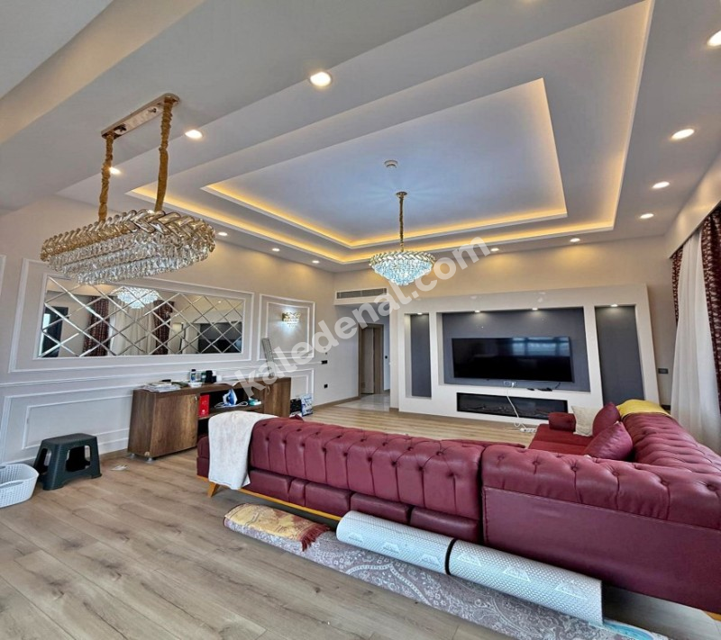 GÖL & DENİZ MANZARALI LOFT TASARIM 2+1 BALKONLU LÜX SATILIK DAİRE