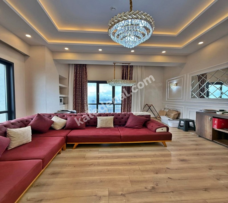 GÖL & DENİZ MANZARALI LOFT TASARIM 2+1 BALKONLU LÜX SATILIK DAİRE