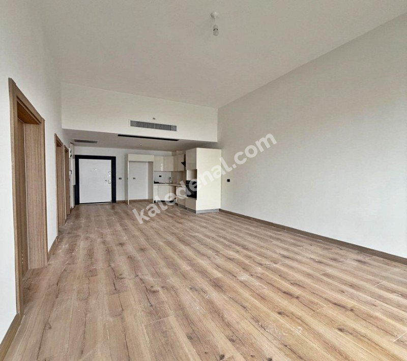 KALİTELİ YAŞAM ADRESİ YENİ 1+1 FERAH VE KONFORLU SİTEDE SATILIK