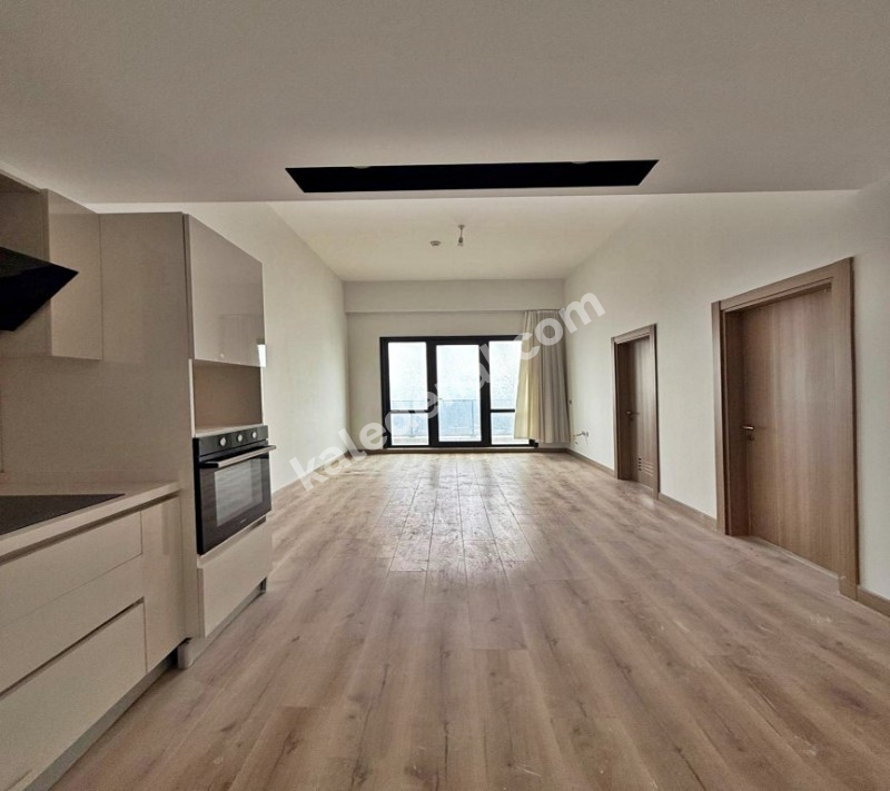 KALİTELİ YAŞAM ADRESİ YENİ 1+1 FERAH VE KONFORLU SİTEDE SATILIK