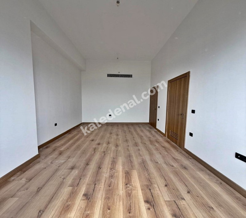 KALİTELİ YAŞAM ADRESİ YENİ 1+1 FERAH VE KONFORLU SİTEDE SATILIK