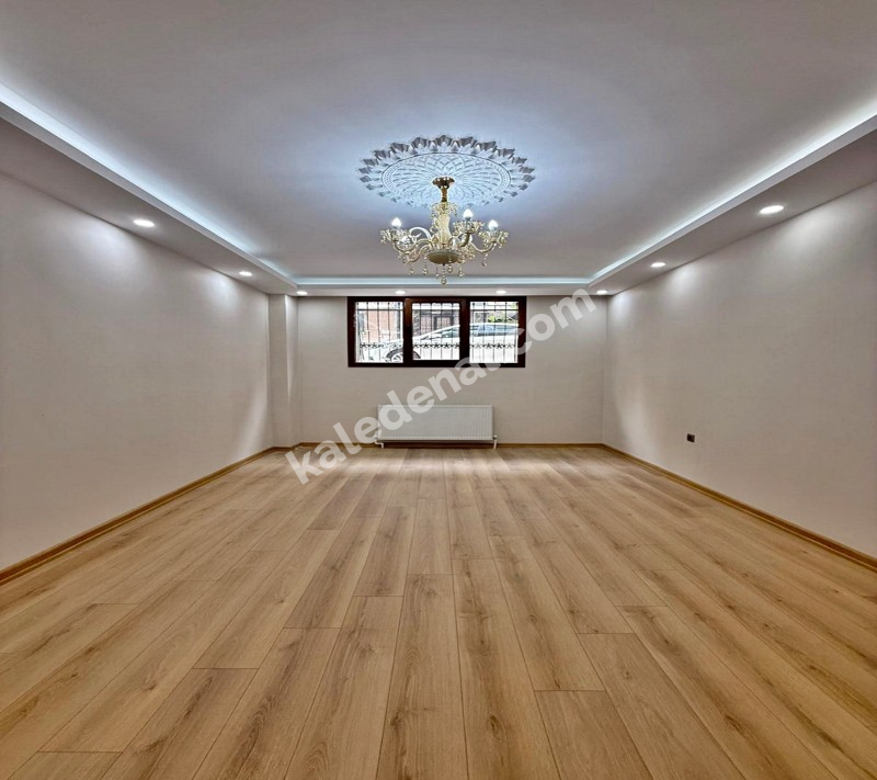 BAHÇEŞEHİR BÖLGE YENİ MİMARİ 2+1 GENİŞ m2 EN UYGUN BAHÇE KATI
