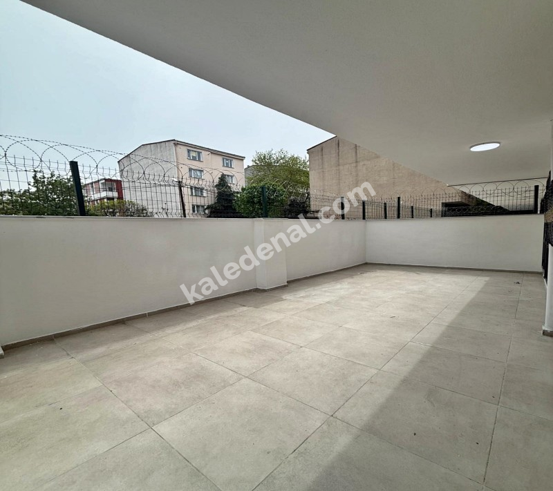 BAHÇEŞEHİR BÖLGE YENİ MİMARİ 2+1 GENİŞ m2 EN UYGUN BAHÇE KATI