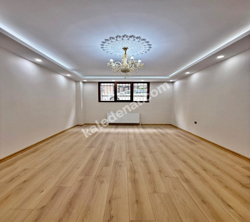 BAHÇEŞEHİR BÖLGE YENİ MİMARİ 2+1 GENİŞ m2 EN UYGUN BAHÇE KATI