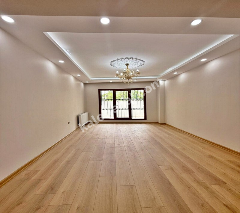BAHÇEŞEHİR BÖLGE YENİ MİMARİ 2+1 GENİŞ m2 EN UYGUN BAHÇE KATI