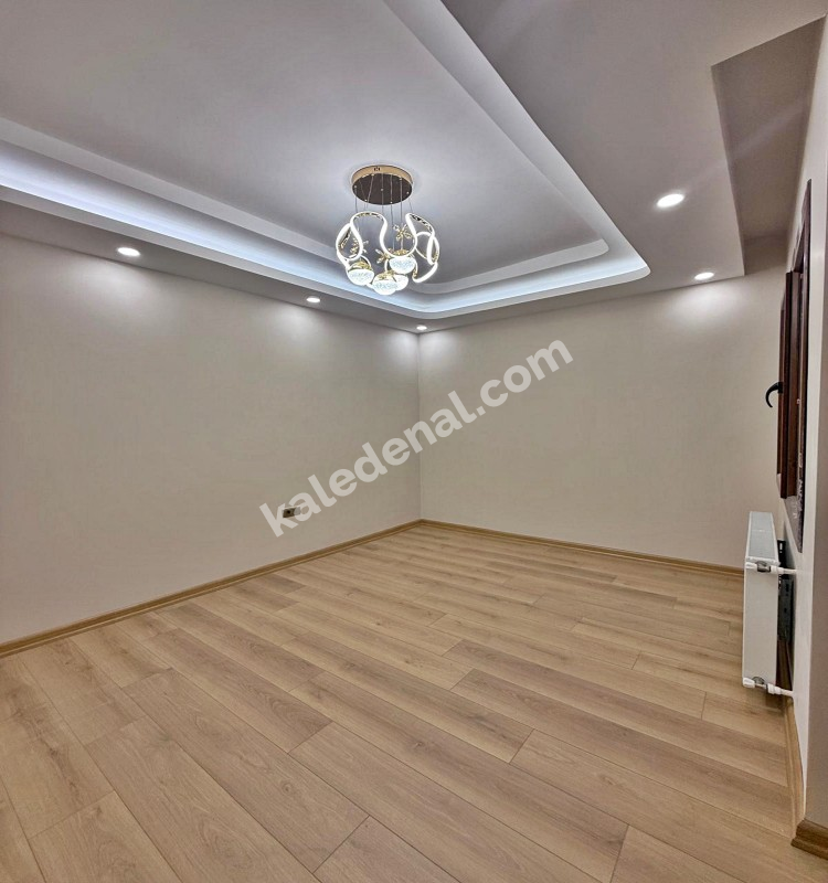 BAHÇEŞEHİR BÖLGE YENİ MİMARİ 2+1 GENİŞ m2 EN UYGUN BAHÇE KATI