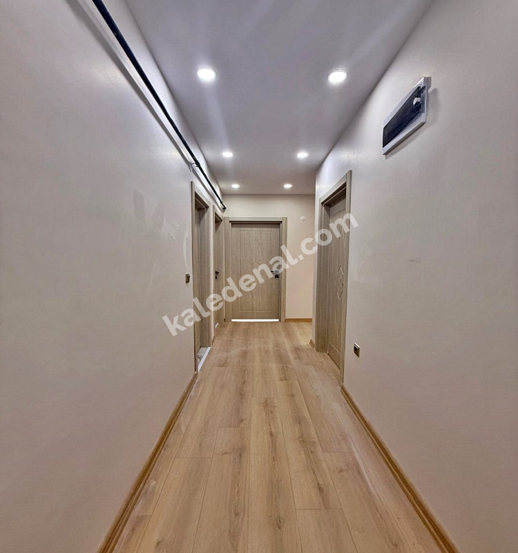 BAHÇEŞEHİR BÖLGE YENİ MİMARİ 2+1 GENİŞ m2 EN UYGUN BAHÇE KATI