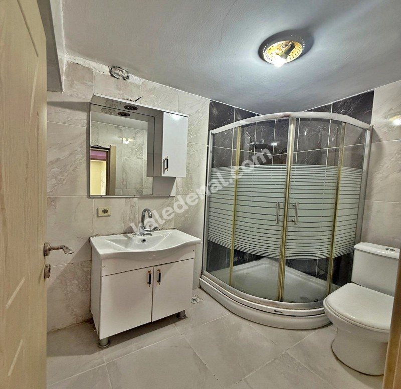 GENİŞ m2 MERKEZİ KONUM ŞIK TASARIM 2+1 BAHÇE KATI SATILIK DAİRE