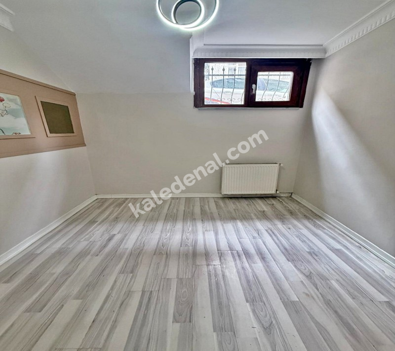 GENİŞ m2 MERKEZİ KONUM ŞIK TASARIM 2+1 BAHÇE KATI SATILIK DAİRE