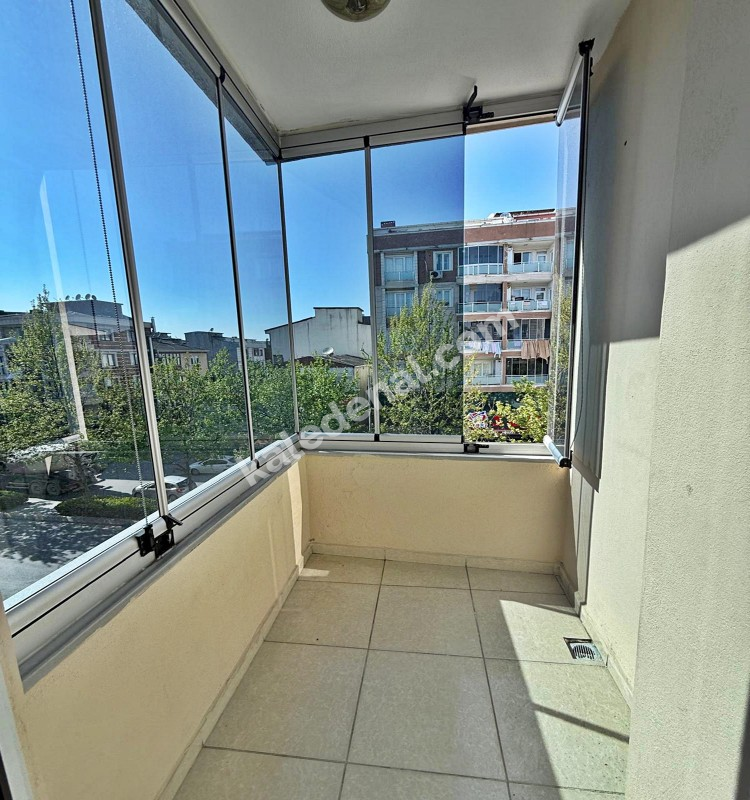 KALABALIK AİLEYE ÖZEL GENİŞLİKTE 2+1 FERAH AYDINLIK 105m² DAİRE