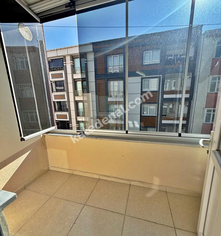 KALABALIK AİLEYE ÖZEL GENİŞLİKTE 2+1 FERAH AYDINLIK 105m² DAİRE