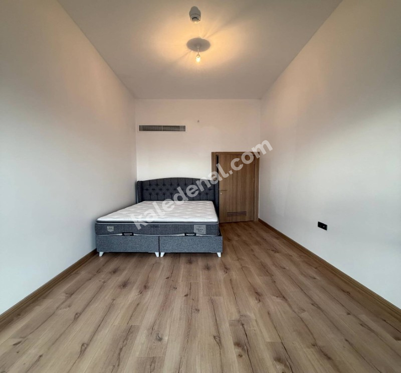 HAVUZLU OTOPARKLI MANZARALI ULTRA GENİŞ 3+1 SİTE İÇİ FERAH DAİRE