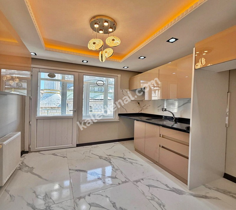 AVRUPA YAKASININ EN DEĞERLİ BÖLGESİNDE 2+1 KREDİYE UYGUN DAİRE