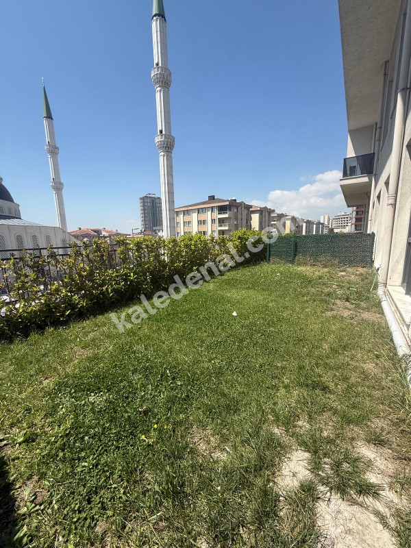 SİTE İÇERİSİNDE GENİŞ MÜSTAKİL BAHÇELİ 2+1 MODERN TASARIMLI SATILIK DAİRE